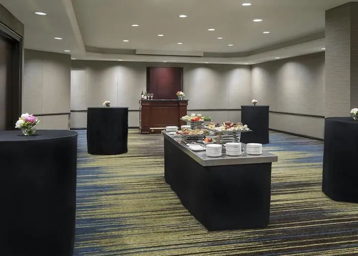Intercontinental Toronto Centre By Ihg
